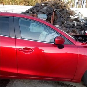 Puerta del. dcha. Mazda 3 berlina / sedán (bm/bn)(07.2013->) 2014