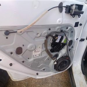 Elevalunas electrico tra. izdo. Ford Kuga (cbv)(2008->) 2008