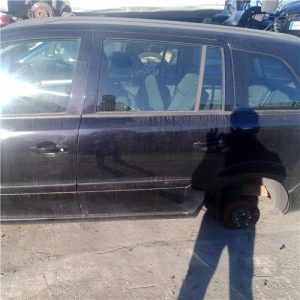 Puerta tra. izda. Opel Zafira b (2005->) 2005