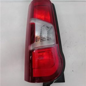 PILOTO TRASERO IZQUIERDO PEUGEOT RIFTER 2018