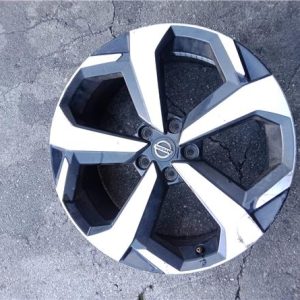 LLANTA NISSAN JUKE II F16 2019