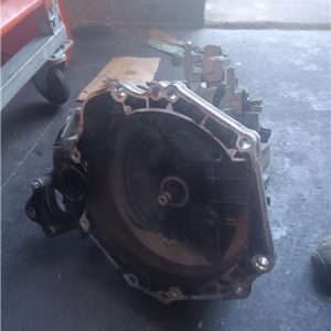 CAJA CAMBIOS OPEL CORSA E 2014