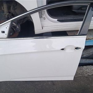 PUERTA DELANTERA IZQUIERDA HYUNDAI I40 VF 2011