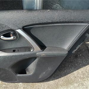 GUARNECIDO PUERTA TRASERA DERECHA TOYOTA AVENSIS T27 2008