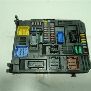 CAJA DE FUSIBLES PEUGEOT 3008 2016