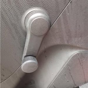 INTERRUPTOR PUERTA TRASERA IZQUIERDA HYUNDAI I20 GB 2014