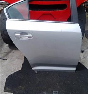 PUERTA TRASERA DERECHA TOYOTA AVENSIS T27 2008