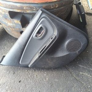 GUARNECIDO PUERTA TRASERA IZQUIERDA TOYOTA VERSO AUR2 ZGR2 2009