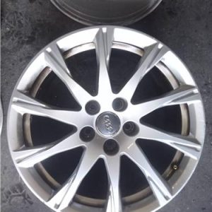 LLANTA AUDI A4 BERLINA 8W2 2015