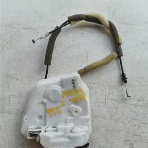 CERRADURA PUERTA TRASERA IZQUIERDA MAZDA 2 BERLINA DJ 2014