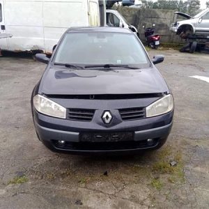 RENAULT MEGANE II BERLINA 3P