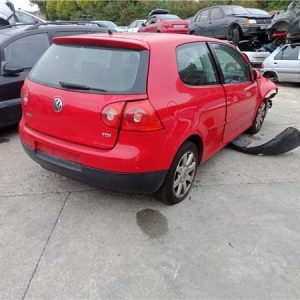 VOLKSWAGEN GOLF V 1K1