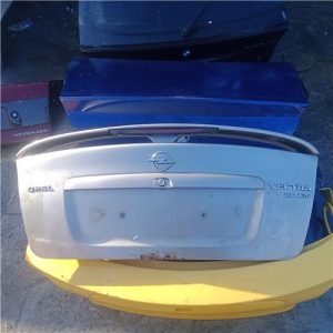 PORTON TRASERO OPEL VECTRA B BERLINA 1995
