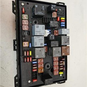 CAJA DE FUSIBLES OPEL ZAFIRA C TOURER 2011