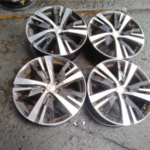 JUEGO LLANTAS PEUGEOT 5008 2017