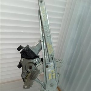 ELEVALUNAS TRASERO DERECHO NISSAN JUKE II F16 2019