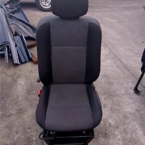ASIENTO DELANTERO IZQUIERDO RENAULT MASTER III CAJA CERRADA 2010