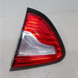 PILOTO TRASERO DERECHO RENAULT CAPTUR I 2013