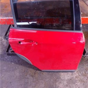 PUERTA TRASERA DERECHA PEUGEOT 2008 2013