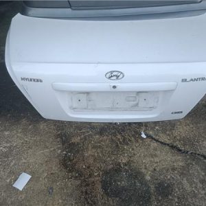 PORTON TRASERO HYUNDAI ELANTRA XD 2000