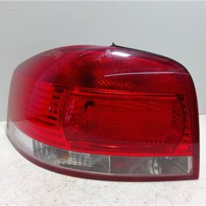 PILOTO TRASERO IZQUIERDO AUDI A3 8P1 2003