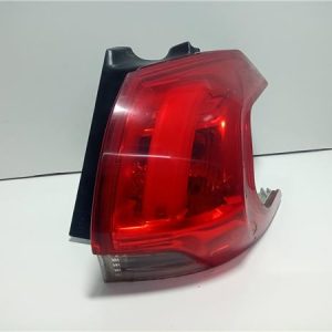PILOTO TRASERO DERECHO PEUGEOT 2008 2013