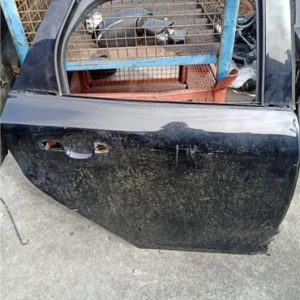 PUERTA TRASERA DERECHA FORD FOCUS BERLINA CEW 2014