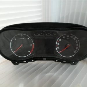 CUADRO INSTRUMENTOS OPEL CORSA E 2014