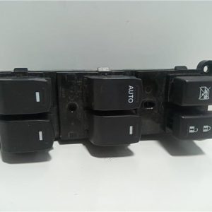 INTERRUPTOR PUERTA DELANTERA IZQUIERDA SUZUKI SX4 S-CROSS AKK JY 2013