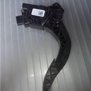 PEDAL ACELERADOR AUDI A4 BERLINA 8W2 2015