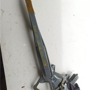 MOTOR ELEVALUNAS DELANTERO DERECHO TOYOTA AVENSIS T27 2008