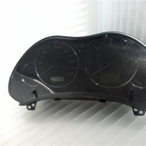 CUADRO INSTRUMENTOS TOYOTA AVENSIS BERLINA T25 2003