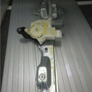 ELEVALUNAS TRASERO DERECHO NISSAN QASHQAI J11E 2013