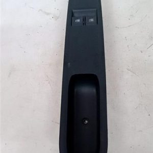 INTERRUPTOR PUERTA DELANTERA IZQUIERDA DACIA SANDERO III 2020