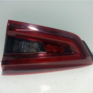 PILOTO TRASERO DERECHO NISSAN QASHQAI J11E 2013