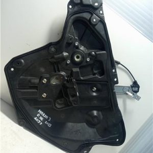 ELEVALUNAS DELANTERO DERECHO MAZDA 3 BERLINA SEDAN BM BN 2013