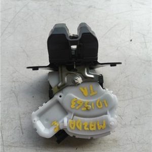 CERRADURA MALETERO PORTON MAZDA 2 BERLINA DJ 2014