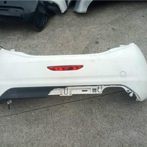 PARAGOLPES TRASERO PEUGEOT 208 2012