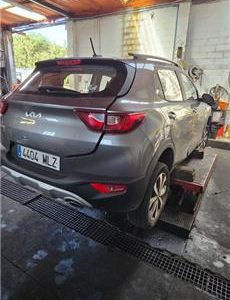 KIA STONIC YBCUV