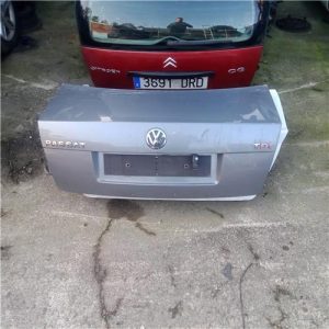 PORTON TRASERO VOLKSWAGEN PASSAT BERLINA 3B3 2000