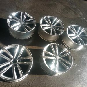 LLANTA VOLKSWAGEN PASSAT BERLINA 3G2 2014