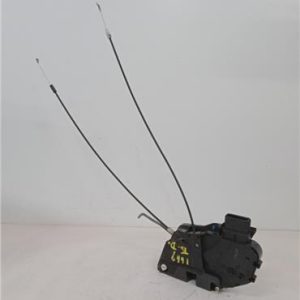 CERRADURA PUERTA TRASERA DERECHA MAZDA 3 BERLINA BK 2003