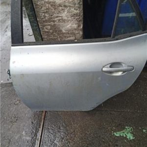 PUERTA TRASERA IZQUIERDA TOYOTA AURIS E15 2006