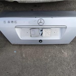 PORTON TRASERO MERCEDES-BENZ CLASE C BM 203 BERLINA 2000