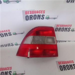 PILOTO TRASERO IZQUIERDO OPEL VECTRA B BERLINA 1995