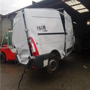 RENAULT MASTER III CAJA CERRADA