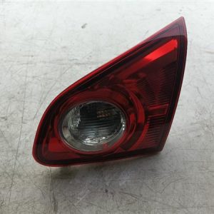 PILOTO TRASERO DERECHO PORTON NISSAN QASHQAI J10