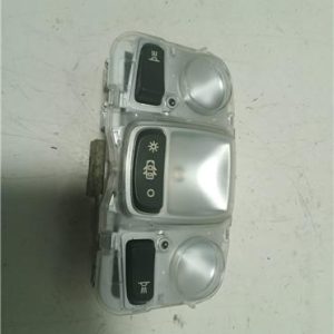 LUZ INTERIOR TECHO PEUGEOT 3008 2016