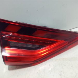 PILOTO TRASERO IZQUIERDO AUDI A1 CITYCARVER GBH 2019