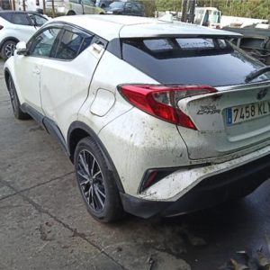 TOYOTA CHR X10